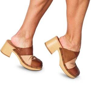 Kork-Ease Clogs 9 Brown Tan Leather Tay Patchwork Mules Scandinavian New $160